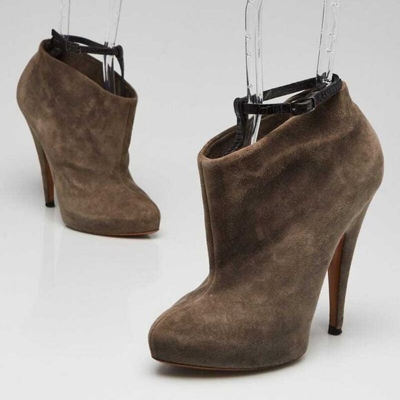 Givenchy Grey Suede Ankle Booties Size 6.5/37 - Picture 1 of 4